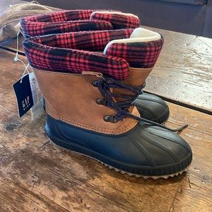 Gap Kids duck boots sz 1/2 NWT